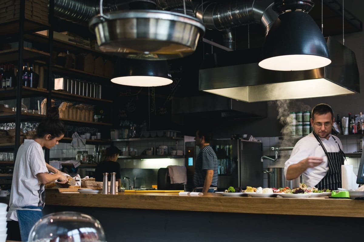 15 Best Cooking Shows on Hulu 18 Best cooking shows on hulu