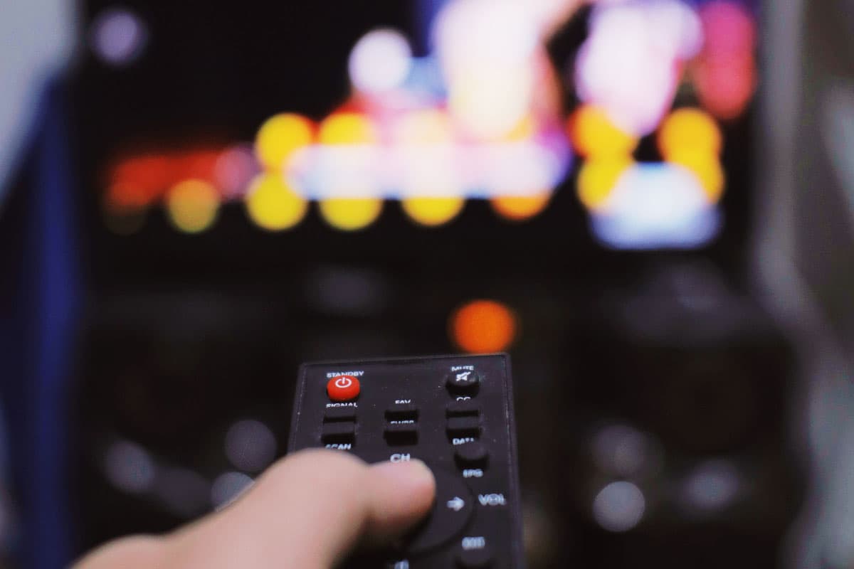 How to Cancel Frndly TV on a Browser, Smartphone, and Tablet 3 Pointing remote at TV