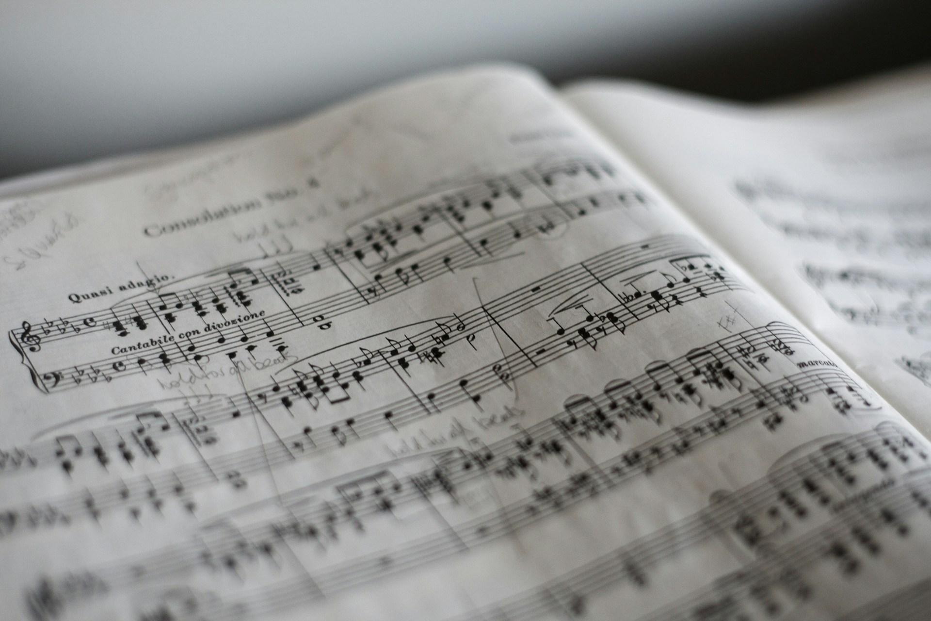 6 Best Composers for Movies From the Last 100 Years 9 best composers for movies