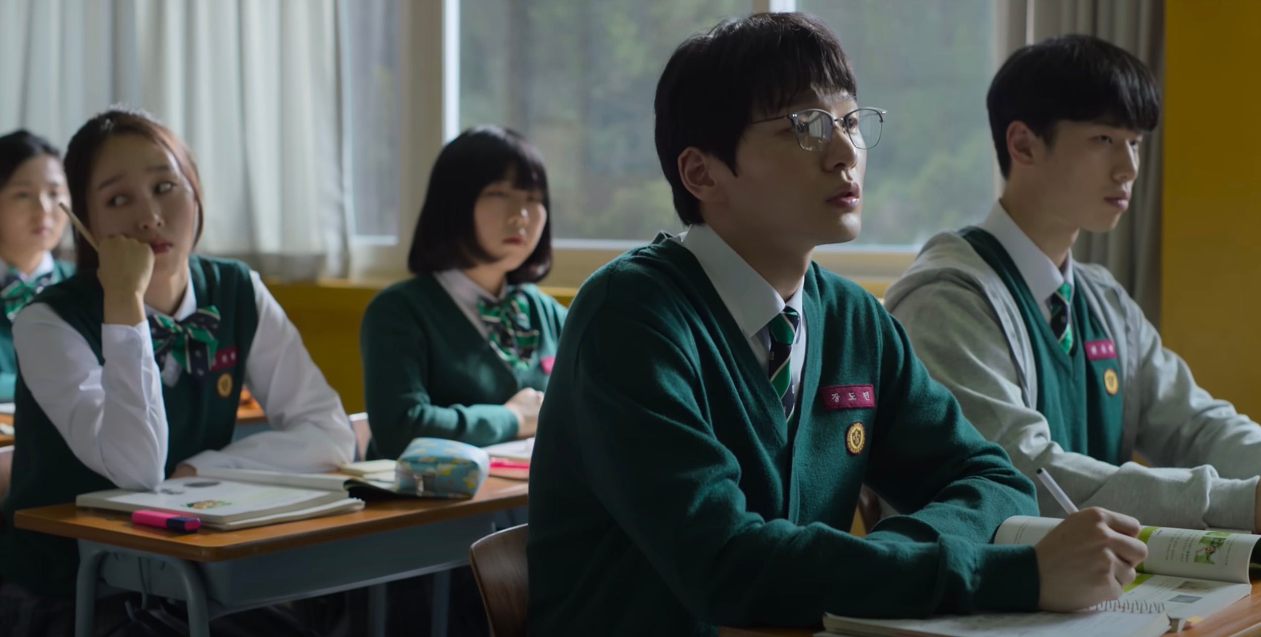 7 Shows Like The Walking Dead 4 7 Shows Like The Walking Dead