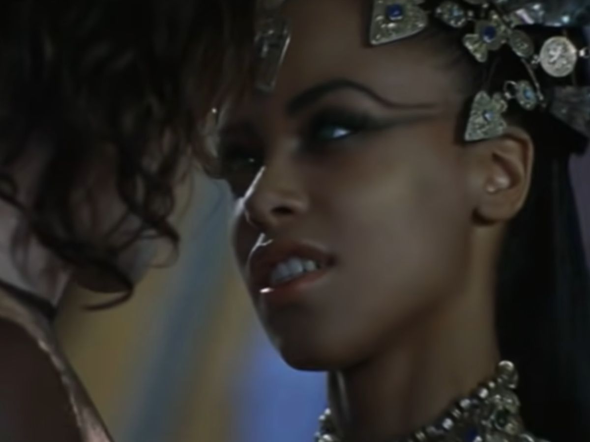 Aaliyah, Queen Of The Damned Warner Bros Pictures