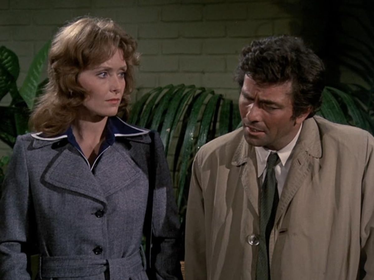 Swan Columbo Peacock