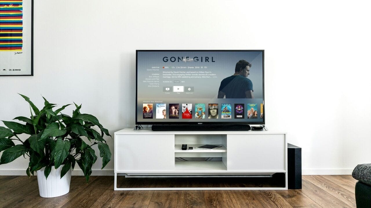 tv with shows on it / tv industry