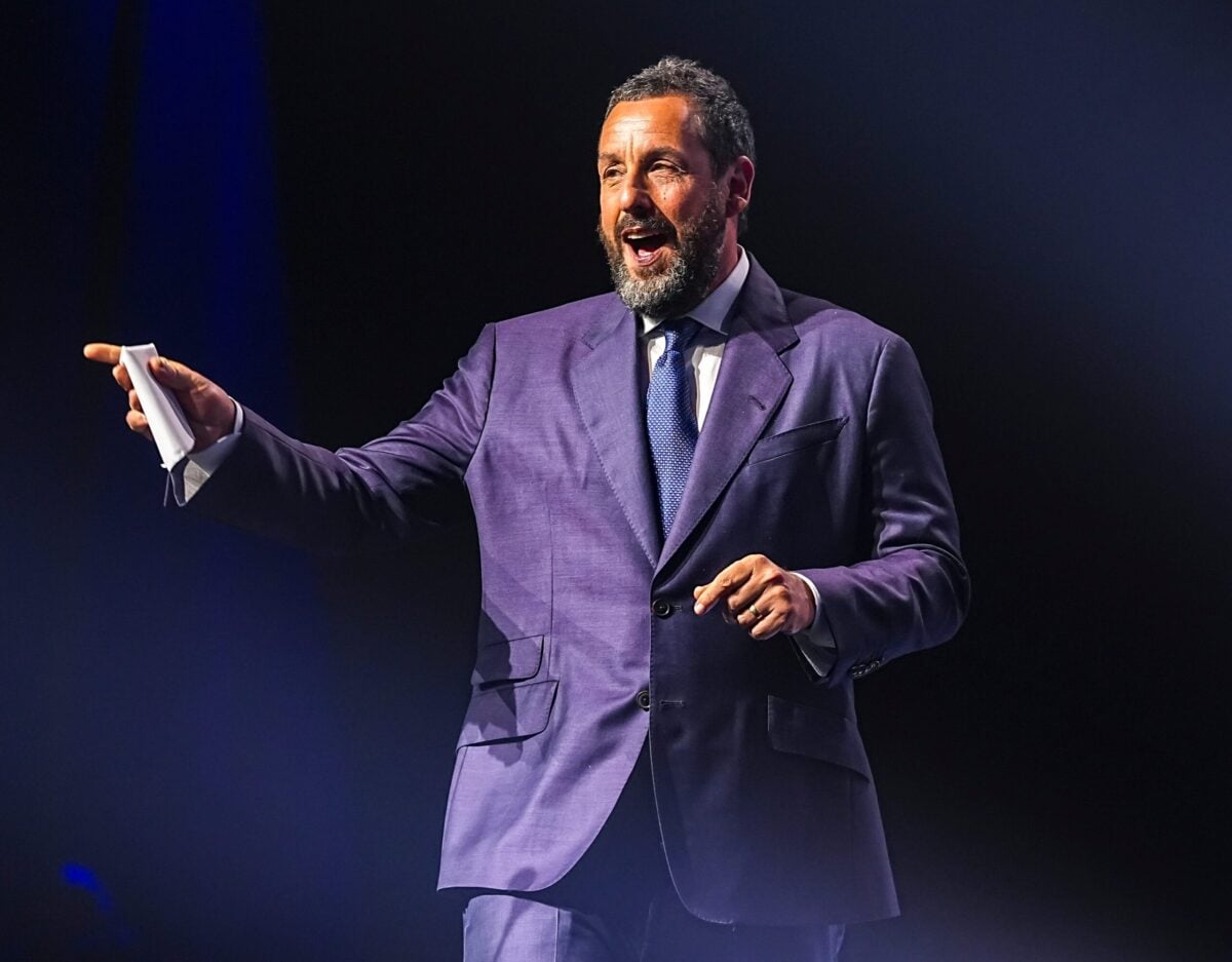 Syndication: Desert Sun