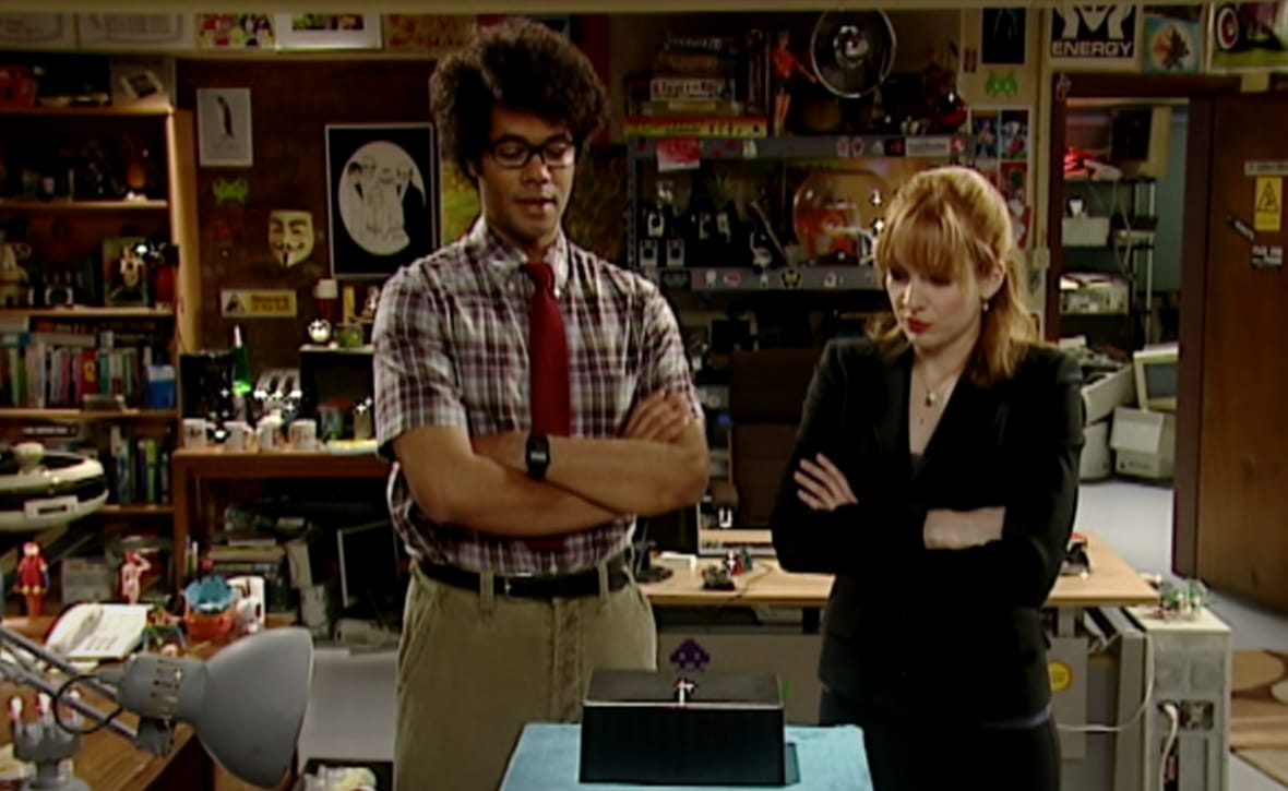12 Best TV Shows Like The Office