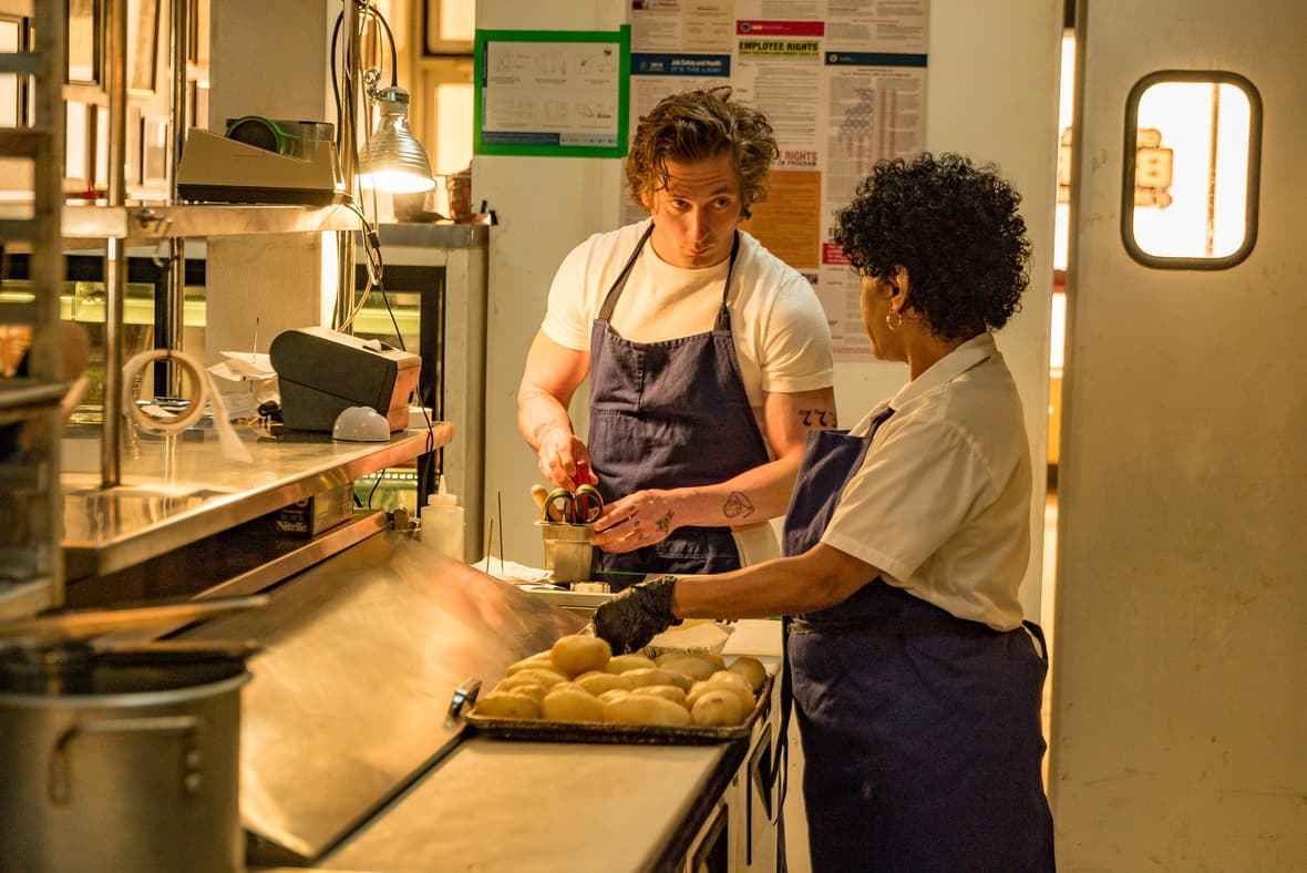 The Bear Review: New Season Sparks Fanfare 5 The Bear Review