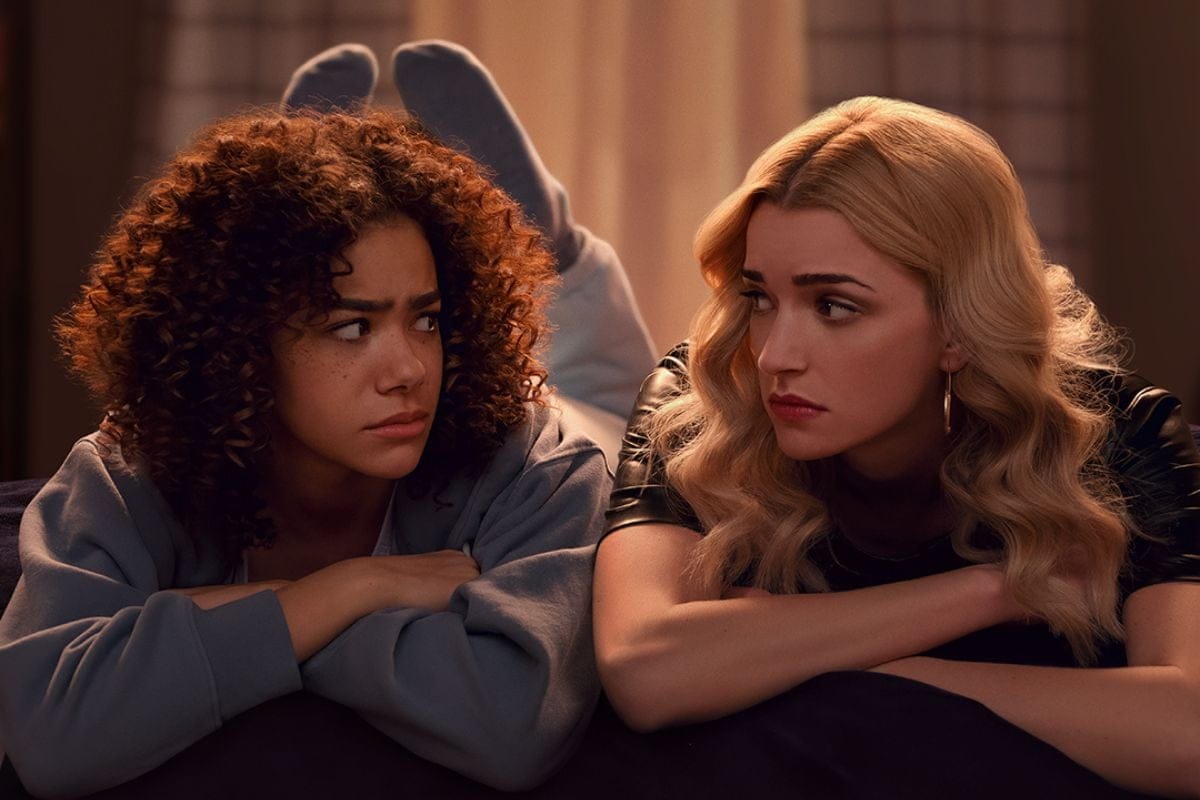shows like ginny and georgia Netflix