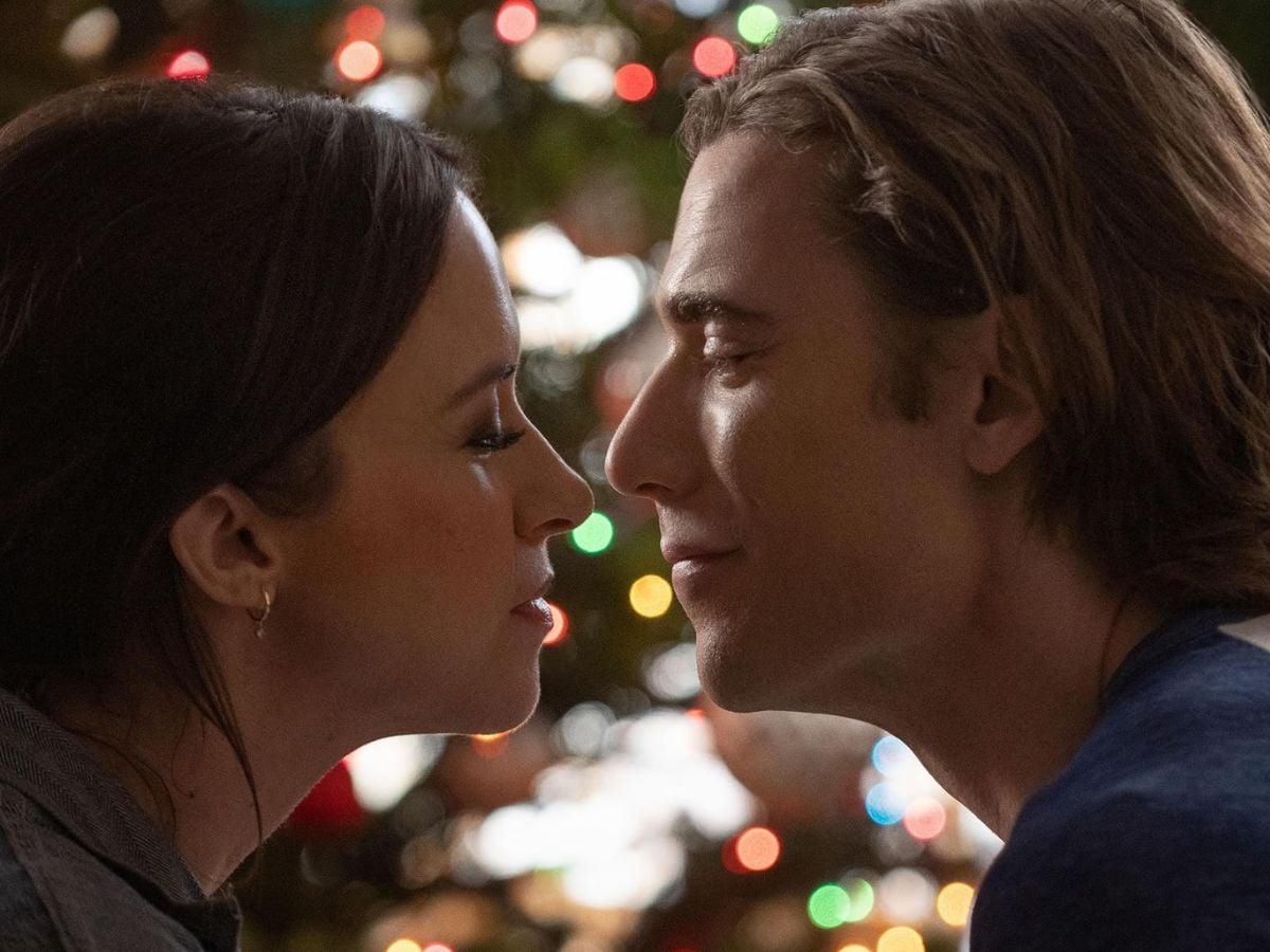 17 Top Baking Movies To Get You In The Holiday Spirit 4 Hot Frosty Netflix