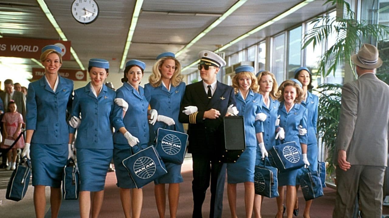 6 Non-Traditional Christmas Movies To Check Out 6 Catch Me If You Can, Dreamworks Pictures