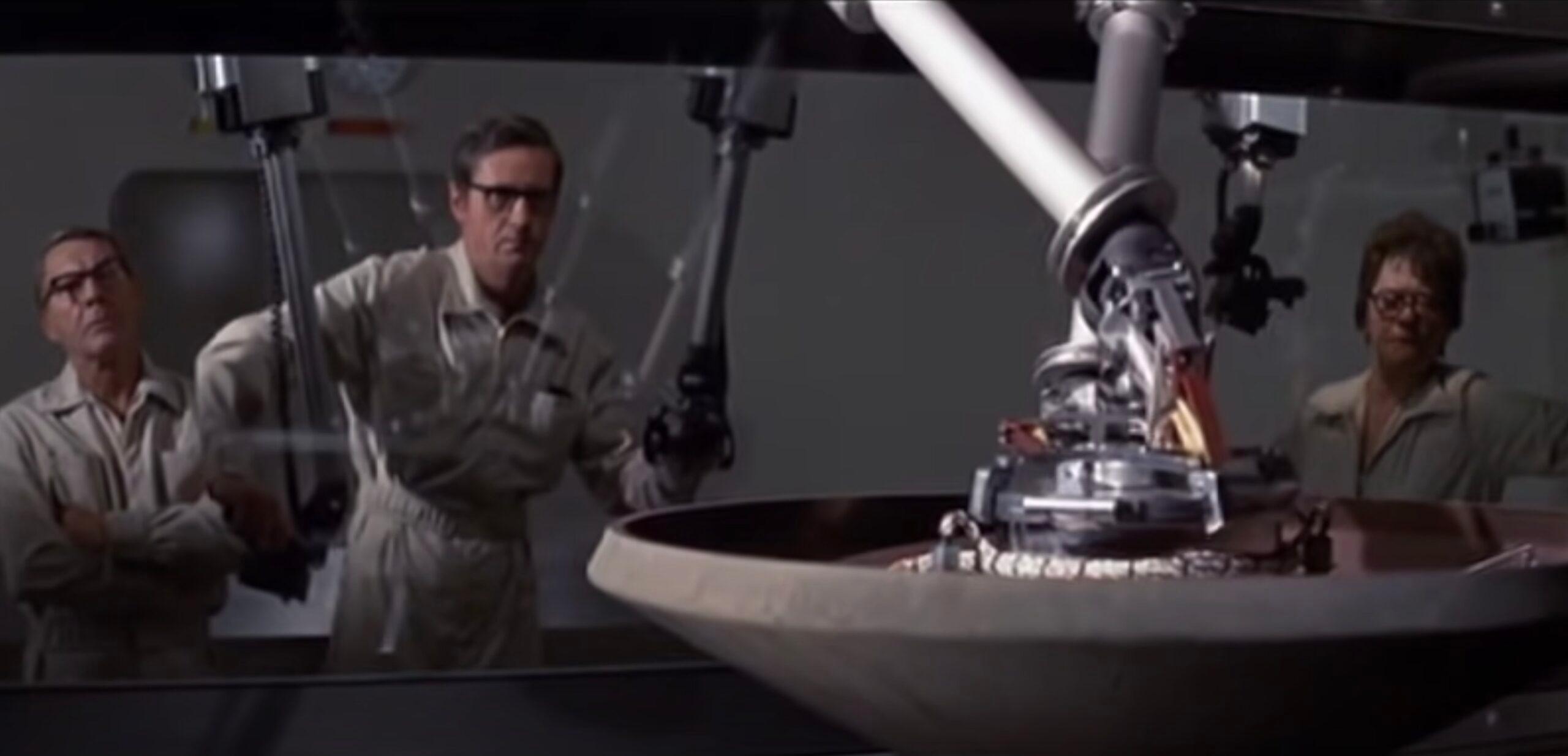 6 Movies Like Arrival That Will Blow Your Mind 3 6 Movies Like Arrival That Will Blow Your Mind