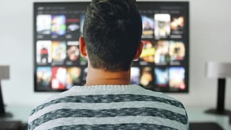 Man Watching Tv. / Sling Tv / Paramount+ / Hbo Max