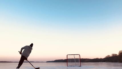 10 Best Hockey Movies And Where To Stream Them