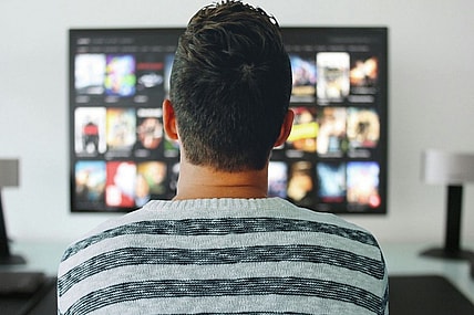 Man Watching Tv. / Sling Tv / Paramount+ / Hbo Max