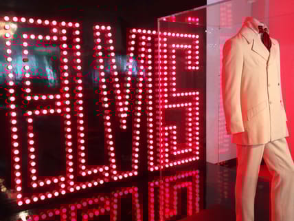 Why-We-Can-Have-Stand-Up-Comedy-Specials-But-Not-Streaming-4K-Concerts