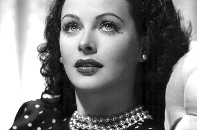 Ranking 15 Famous Old Hollywood Actresses From 1920 To 1960 2 Old Hollywood Actresses