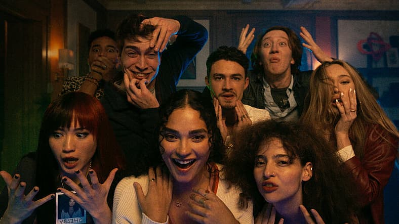 6 Best Mystery Movies On Netflix Right Now 4 It'S What'S Inside
