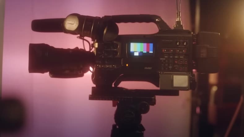 Where To Watch Quiet On Set? 2 Where To Watch Quiet On Set