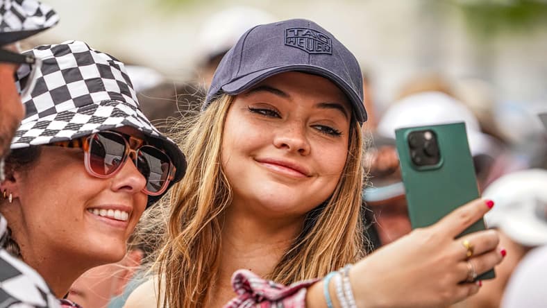 Madelyn Cline Movies And Tv Shows, Indycar: Indianapolis 500
