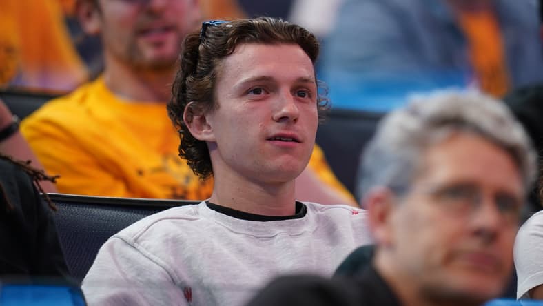 Nba: Playoffs-Los Angeles Lakers At Golden State Warriors / Best Tom Holland Movies