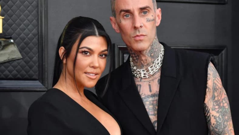 Kourtney Kardashian Reveals She'S Been Sober For 3 Years 2 Kourtney Kardashian Reveals She'S Been Sober Google Commons