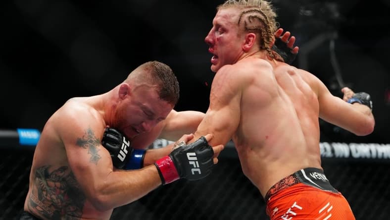 Paramount+ Price Bump Tied To $7.7B Ufc Rights Bet 2 Jan 24, 2026; Las Vegas, Nevada, Usa; Justin Gaethje (Red Gloves) Fights Paddy Pimblett (Blue Gloves) During Ufc 324 At T-Mobile Arena. / Paramount+