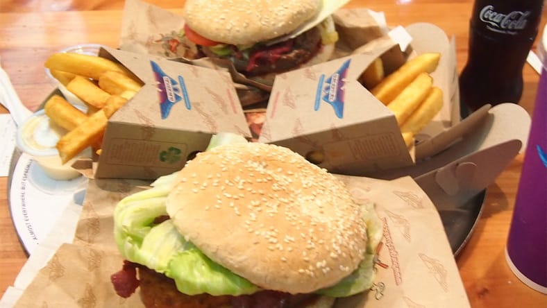 Streaming-Shows-Have-Become-Internet-Fast-Food-Not-Junk-Food