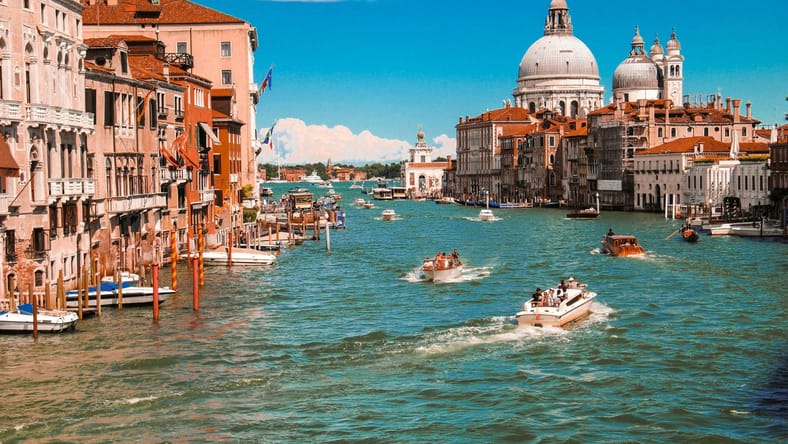 Movies Set In Italy, Unsplash