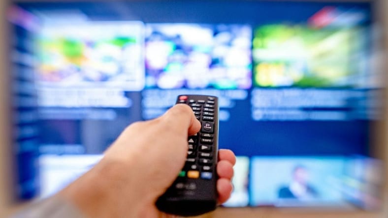 Tv Remote Pointing At Tv. / Amazon Prime Video