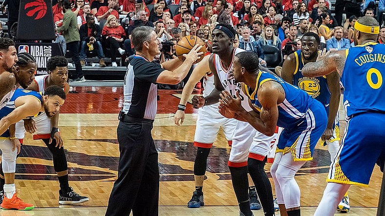 At&Amp;T Tv Should Use Nba Ties To Lure Sports Fans