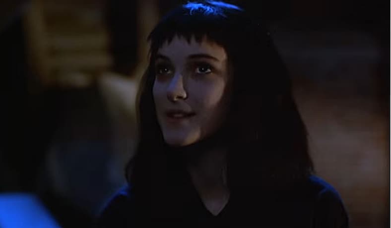 7 Tim Burton Movie Fan Theories That Change The Films 3 Youtube: Warner Bros. Rewind