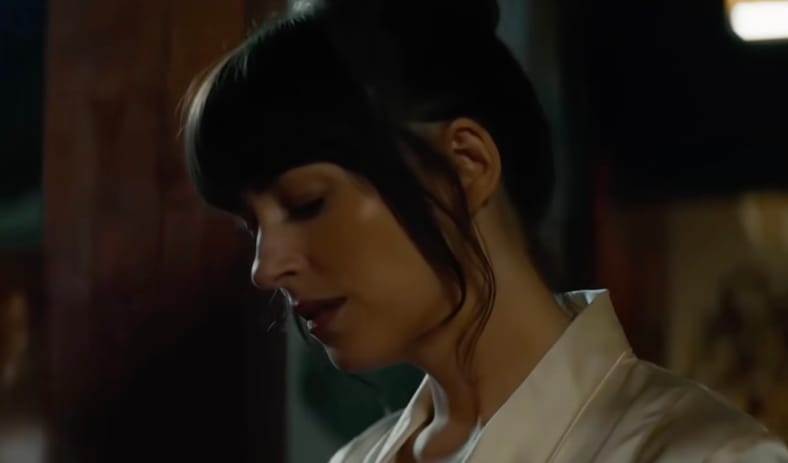 Dakota Johnson Verity