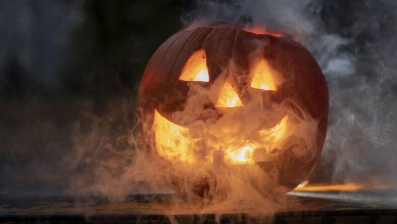 15 Best Halloween Movies That Aren'T Scary 1 Best Halloween Movies That Aren'T Scary