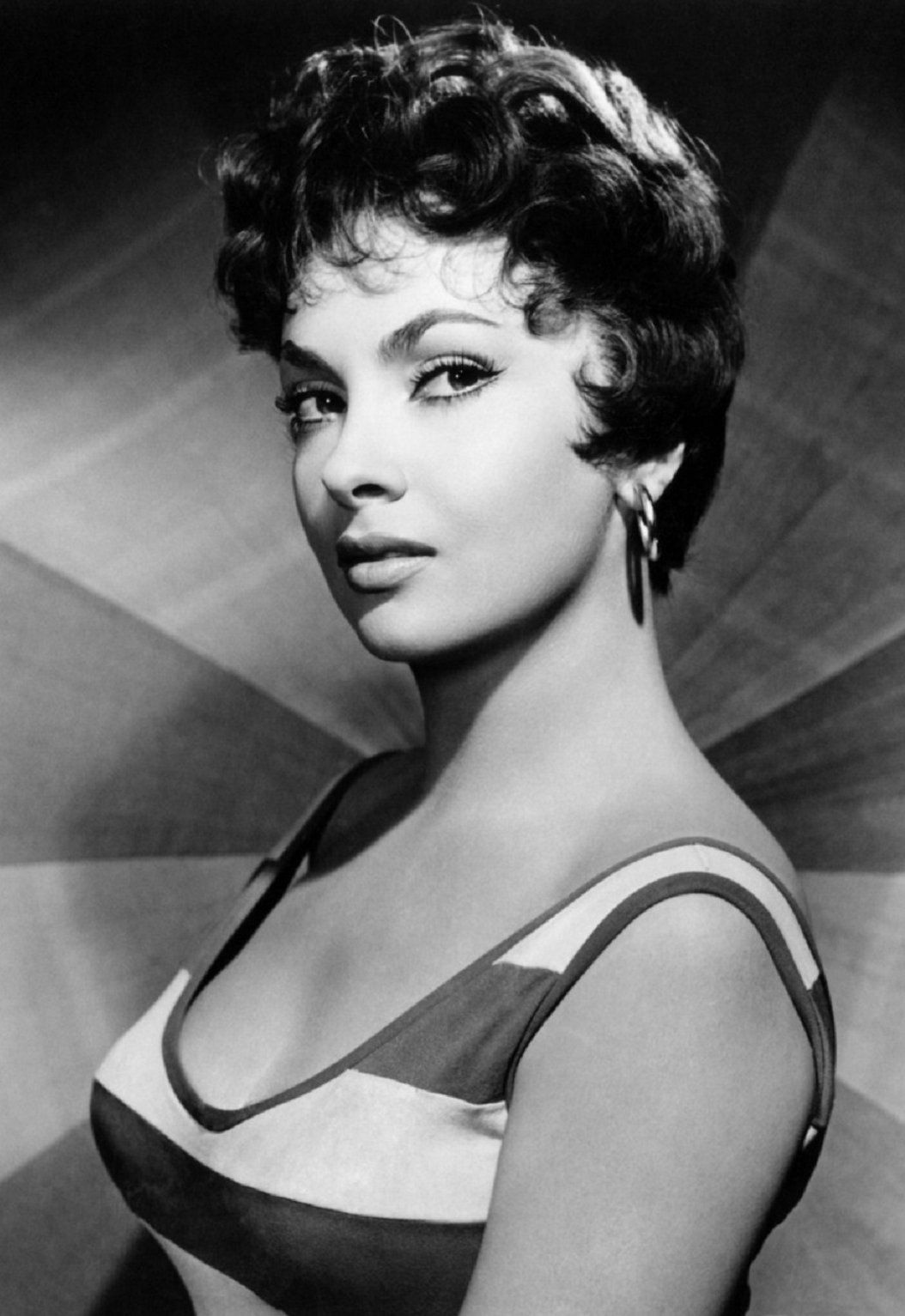 5 Famous Actresses You Probably Didn'T Know Were Italian