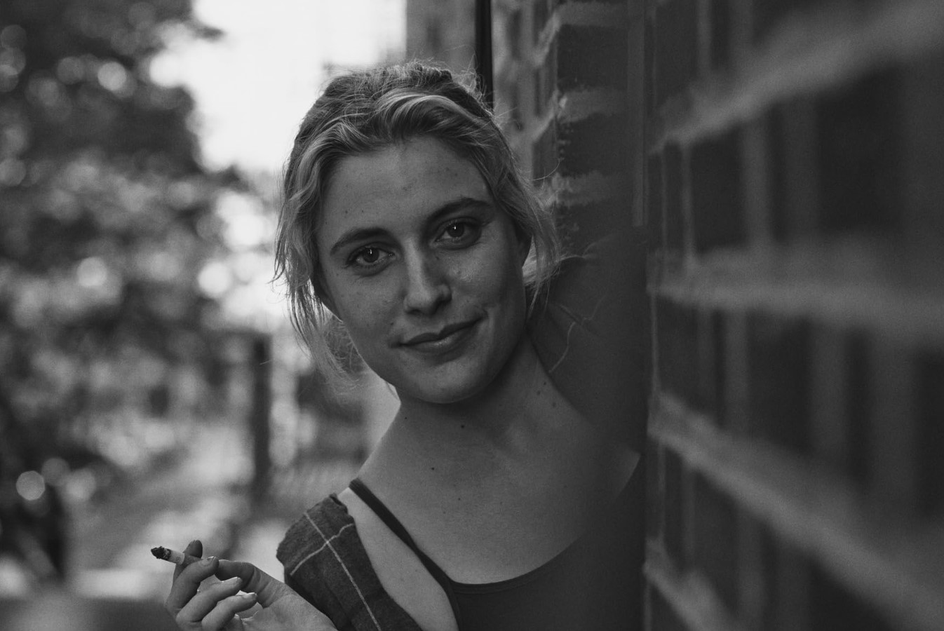 6 Best Movies About Being Single 2 Frances Ha, Ifc Films