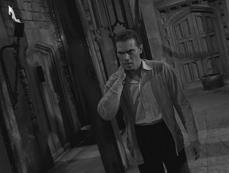 6 Creepiest Twilight Zone Episodes 3 The Howling Man